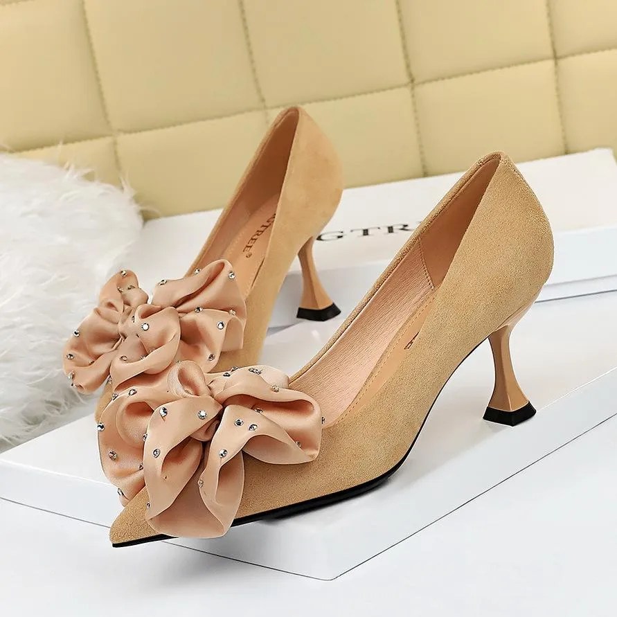 Chicvane Womens Suede Rhinestone Flower Kitten Heels Pointed Toe Dress Shoes