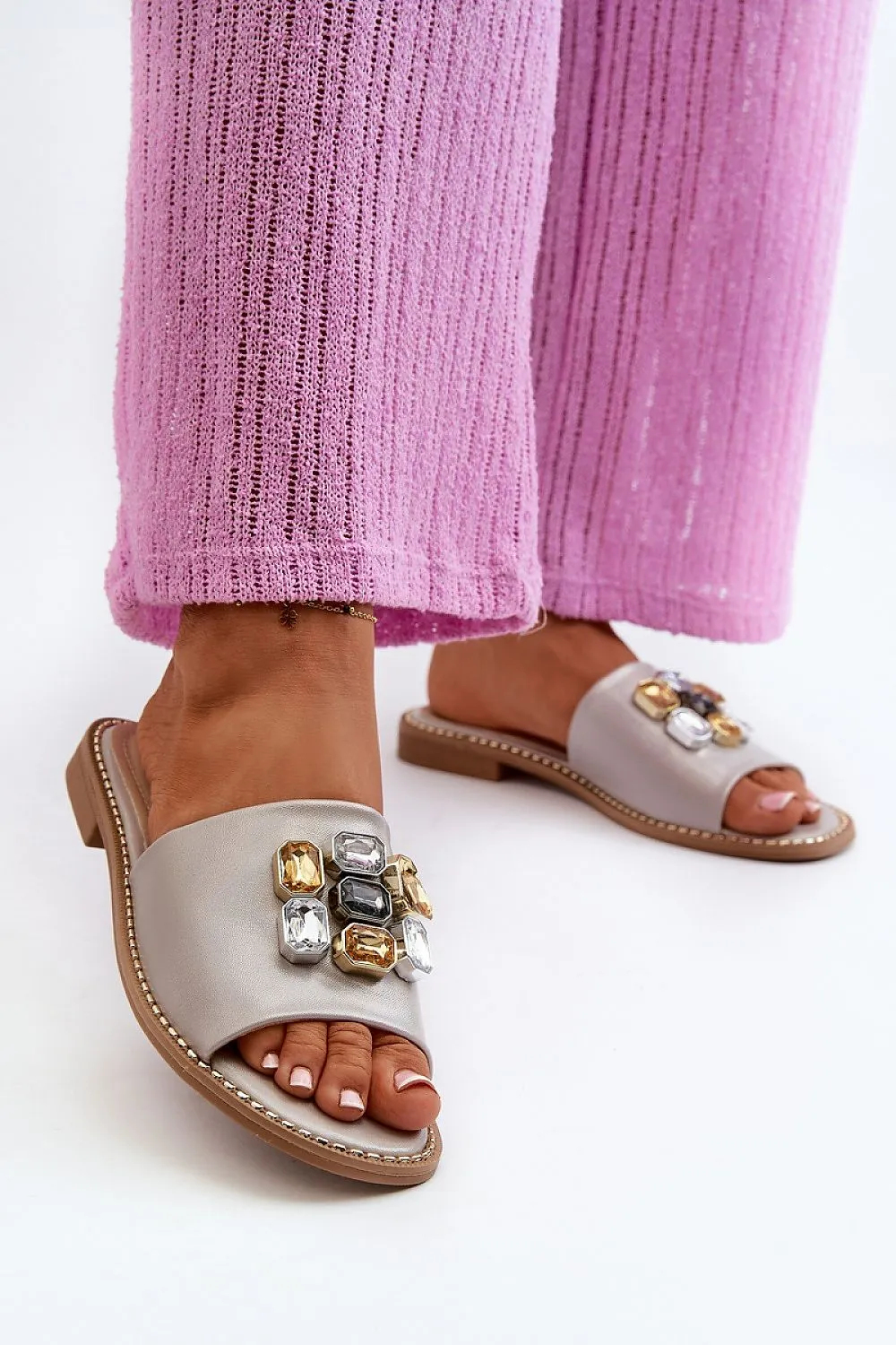Flip-flops model 198614 Step in style
