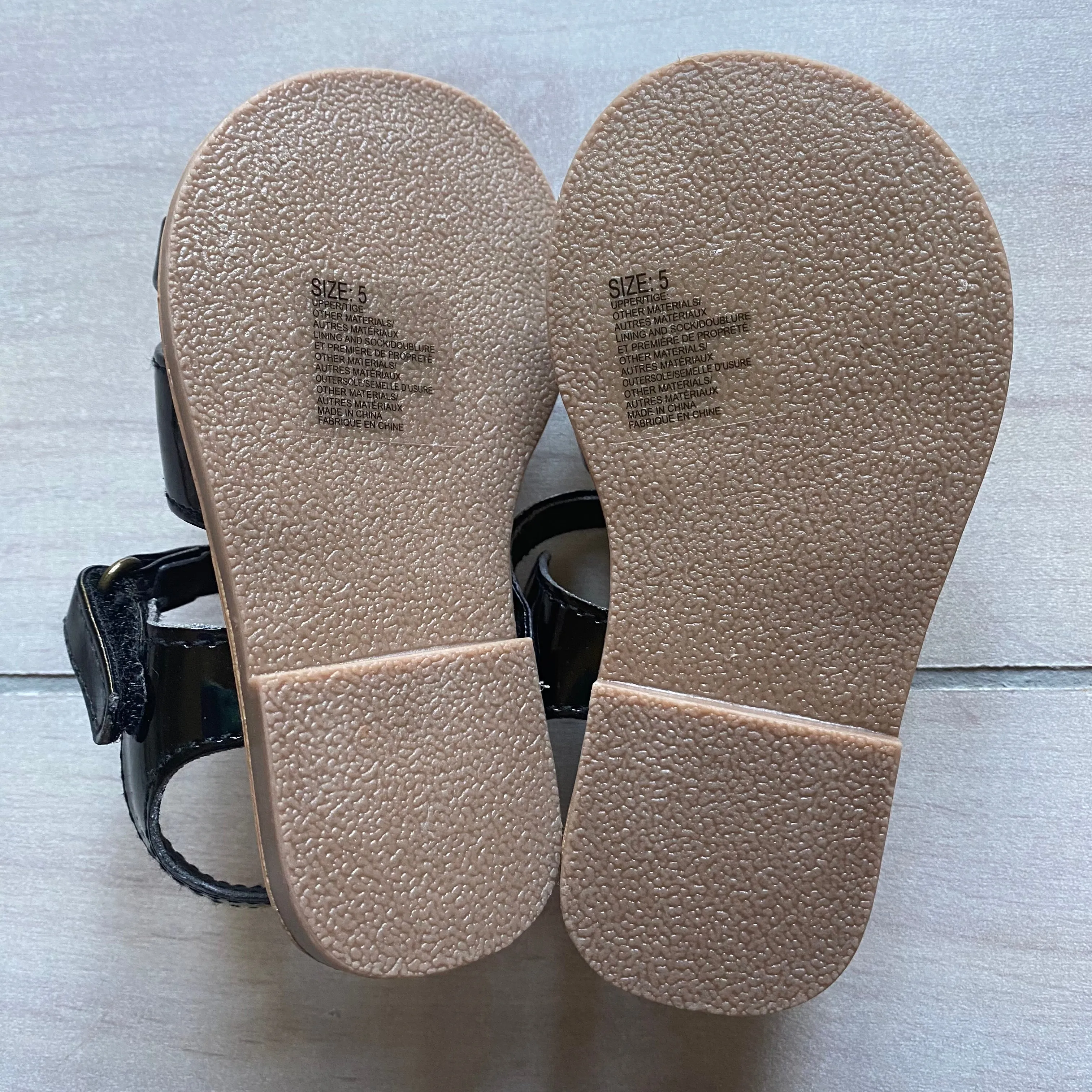 NEW Gymboree Black Patent White Floral Velcro Sandals