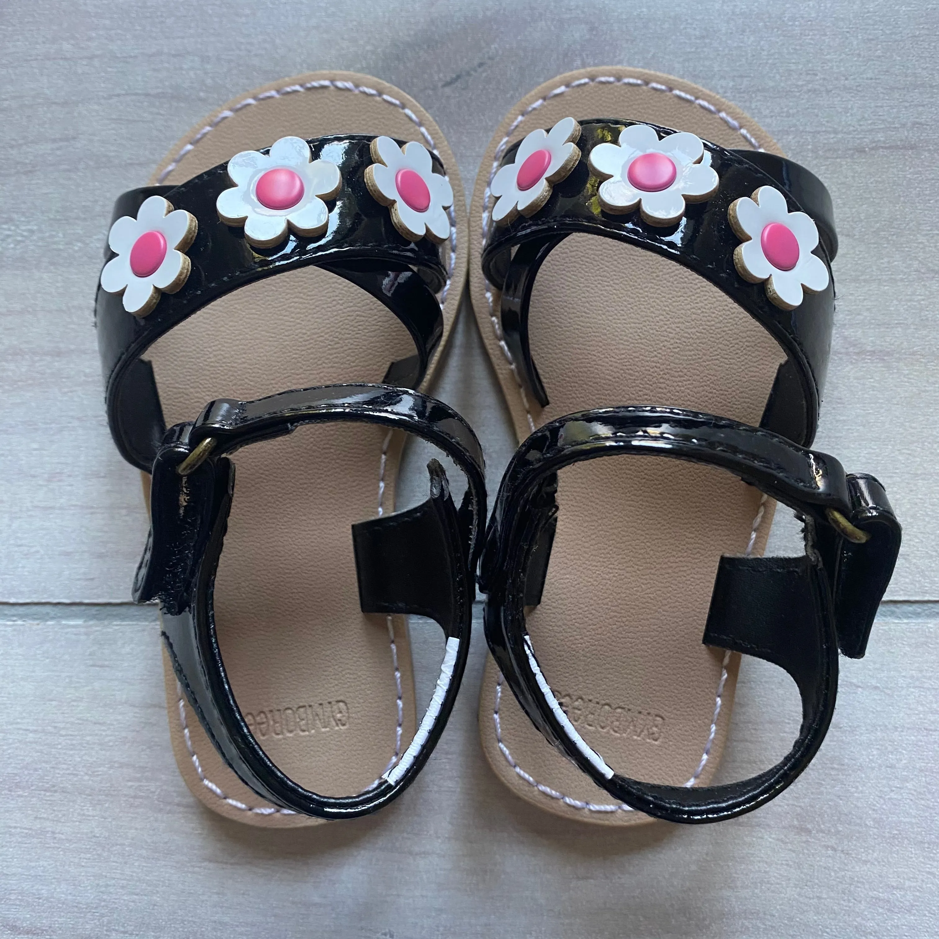 NEW Gymboree Black Patent White Floral Velcro Sandals