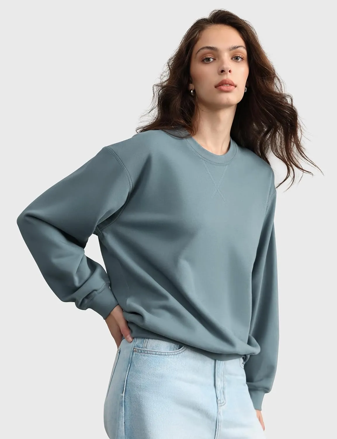 PUMIEY Women's Oversized Sweatshirt Crewneck Long Sleeve Loose Pullover Tops Fall Fashion Airy Collection