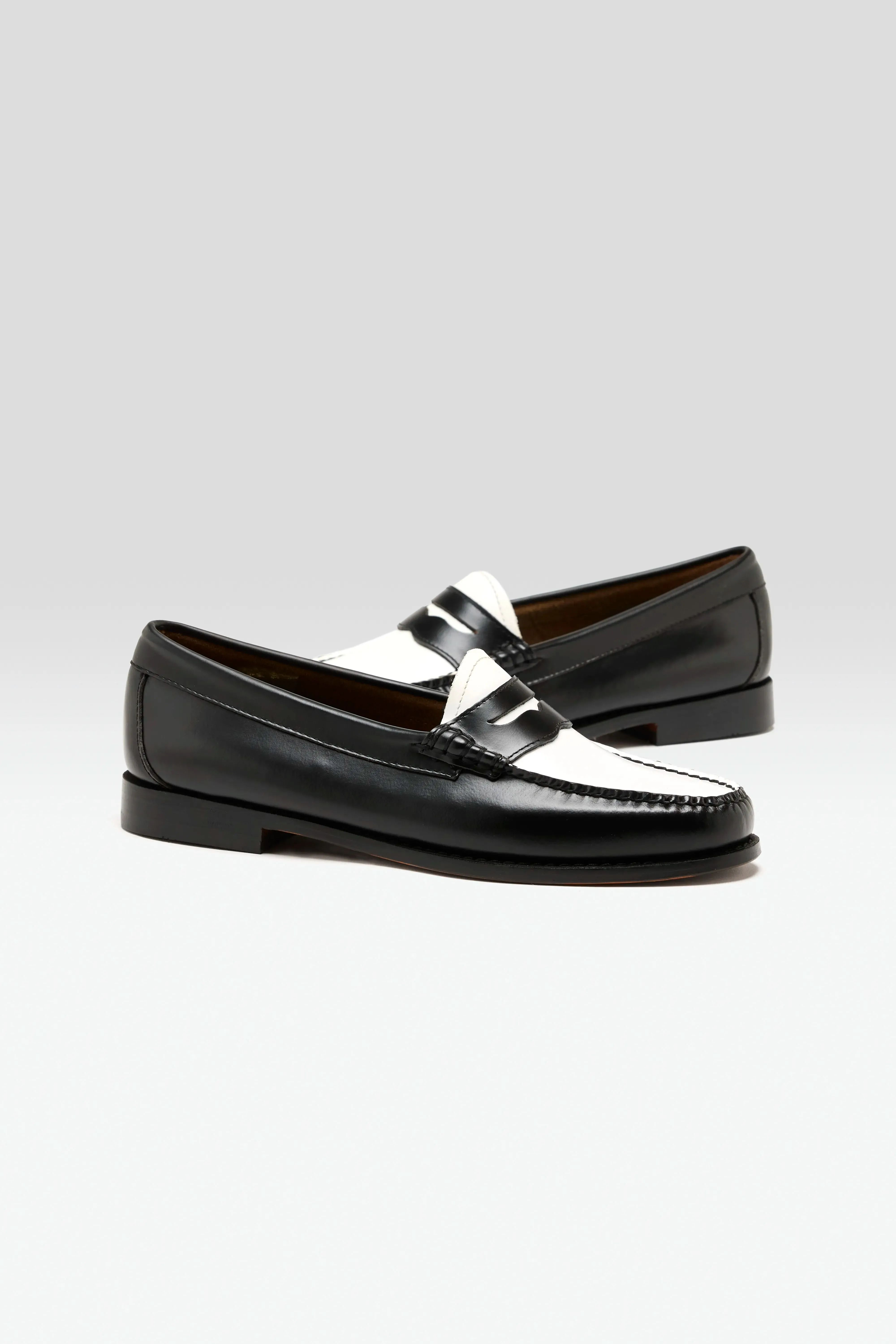Weejuns Penny Loafers for Women   (251 / W / BLACK)