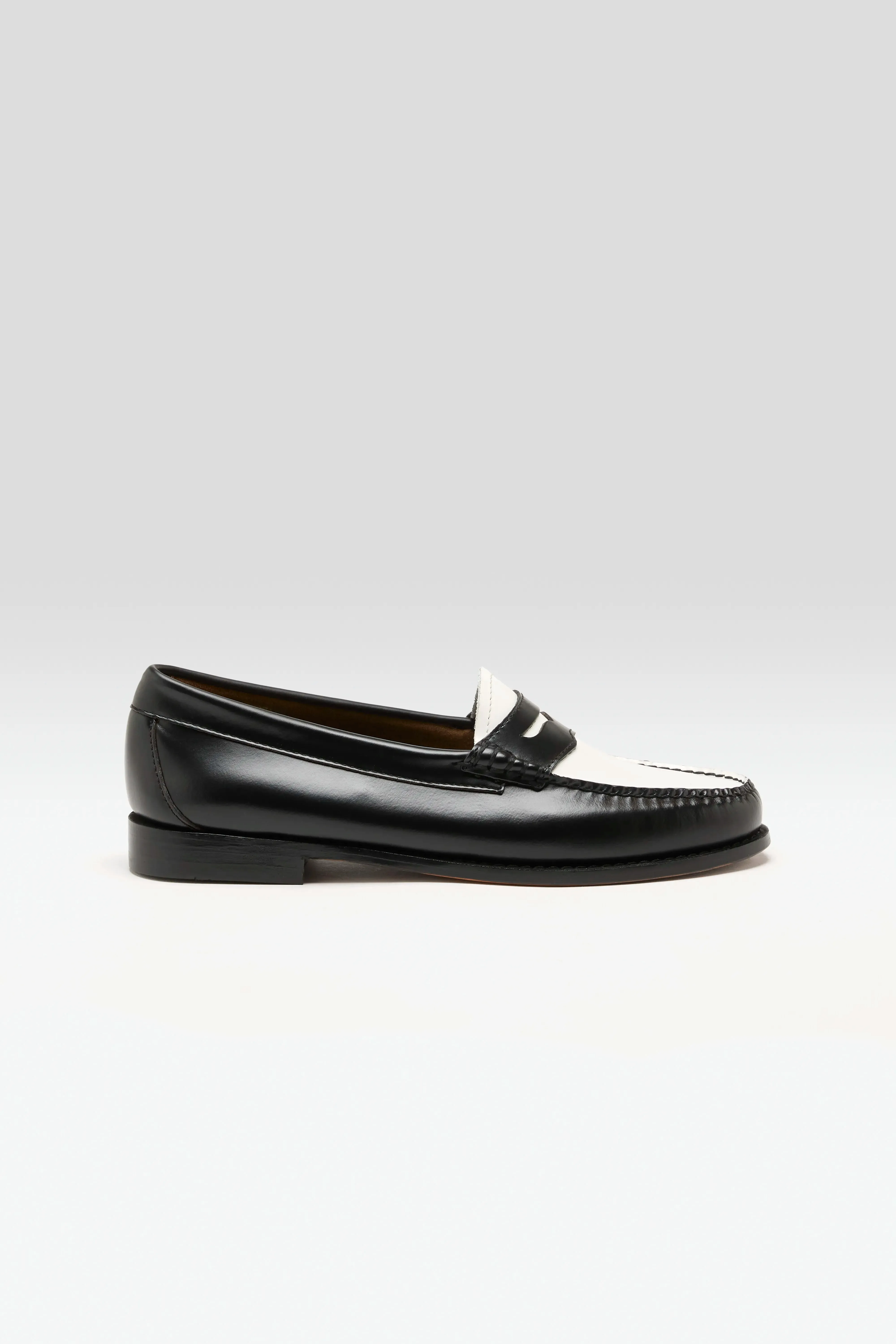Weejuns Penny Loafers for Women   (251 / W / BLACK)